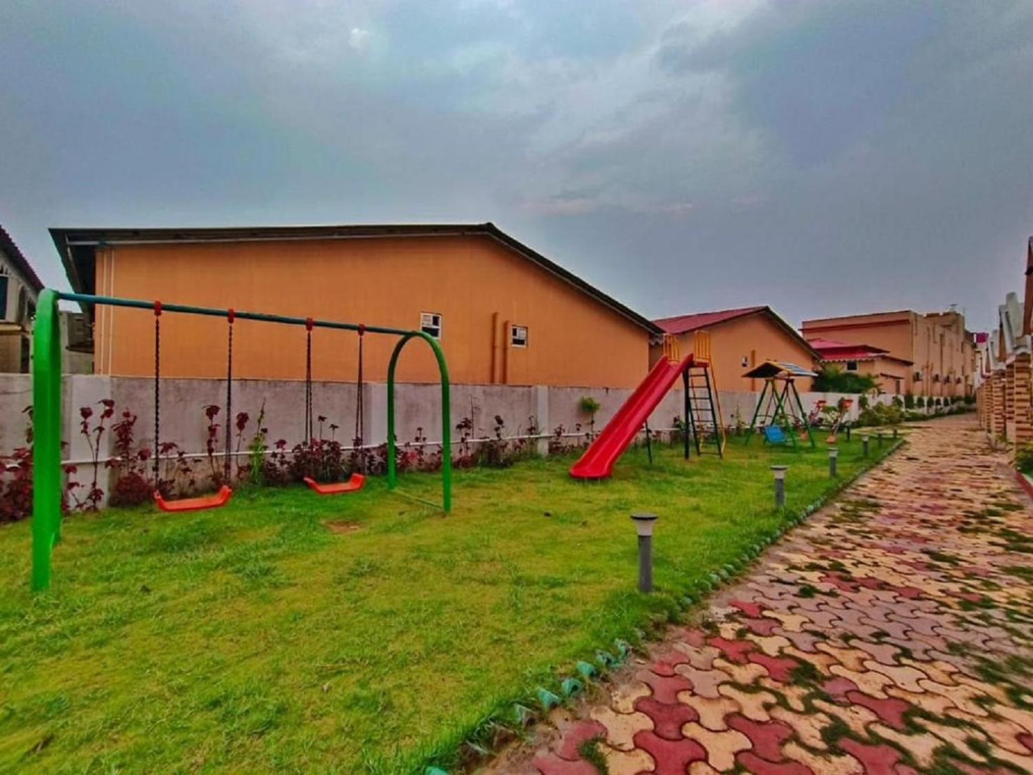 Bongtel Beach Resort Mandarmani Kültér fotó